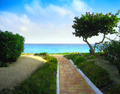 Private Path to the Beach at Maunday's Bay